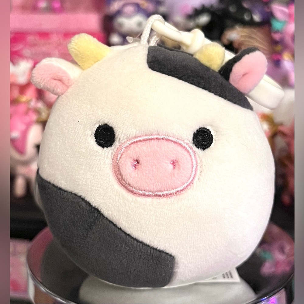 Connor the Cow 3.5" Squishmallow Clip
